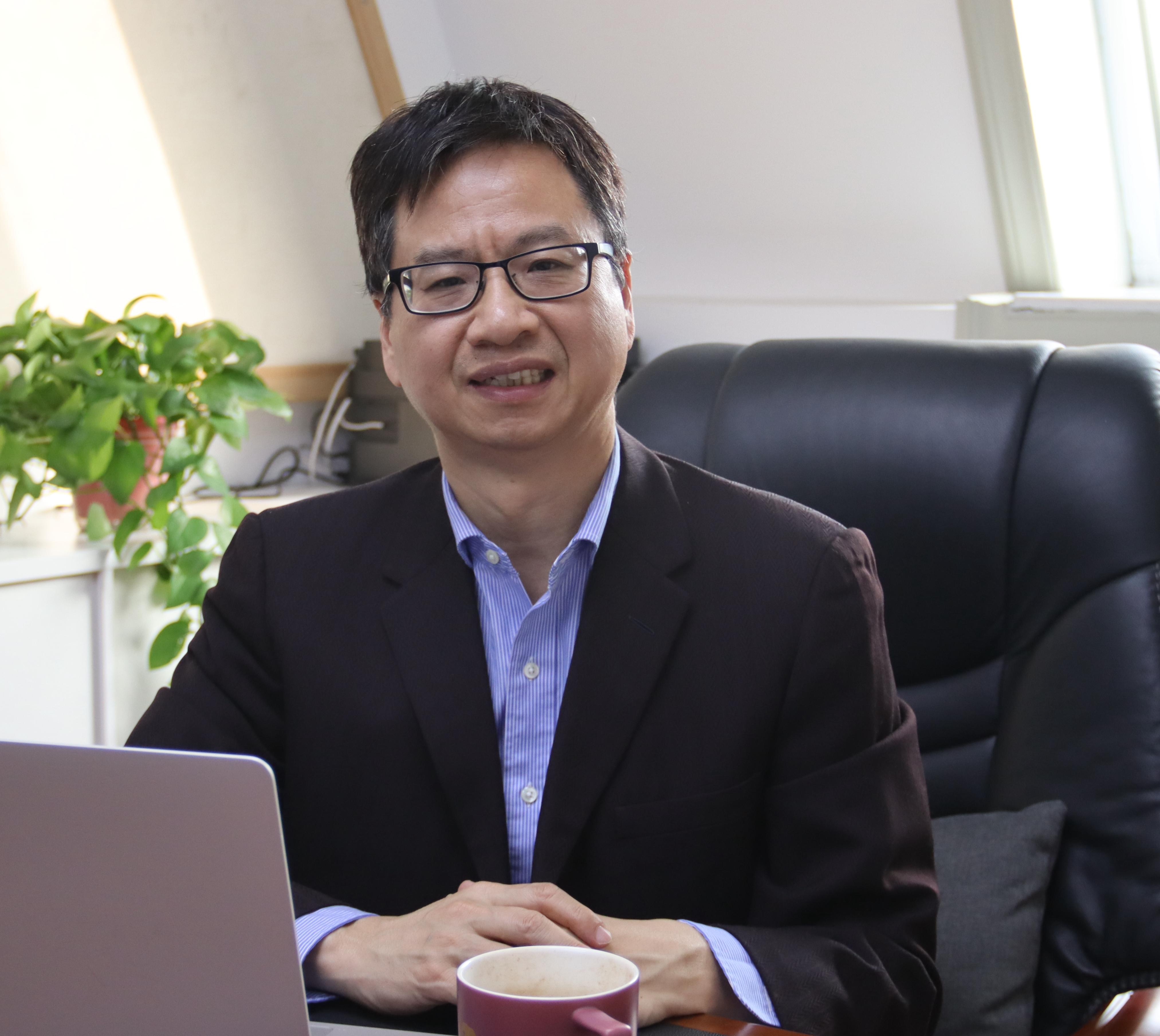 bat365正版唯一官网创新论坛第一千八百九十五讲：深地探测：从地壳到地核