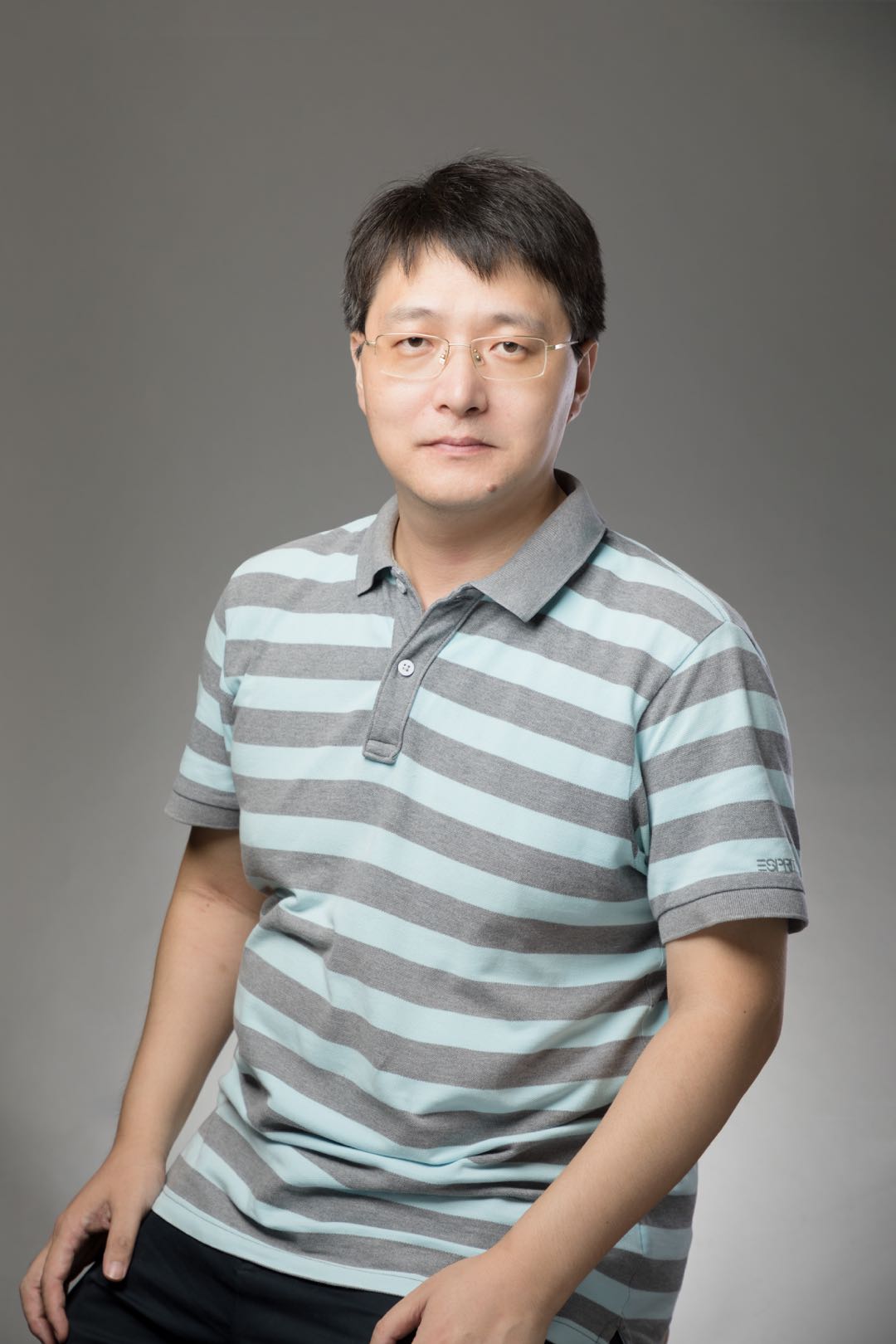 bat365正版唯一官网创新论坛第九百五十七讲：Searching New Phenomenon in Uniformly Hyperbolic Systems