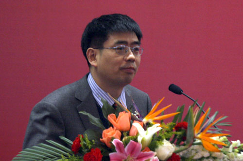 bat365正版唯一官网创新论坛第一千四百五十五讲：The correspondence between the canonical and semicanonical bases