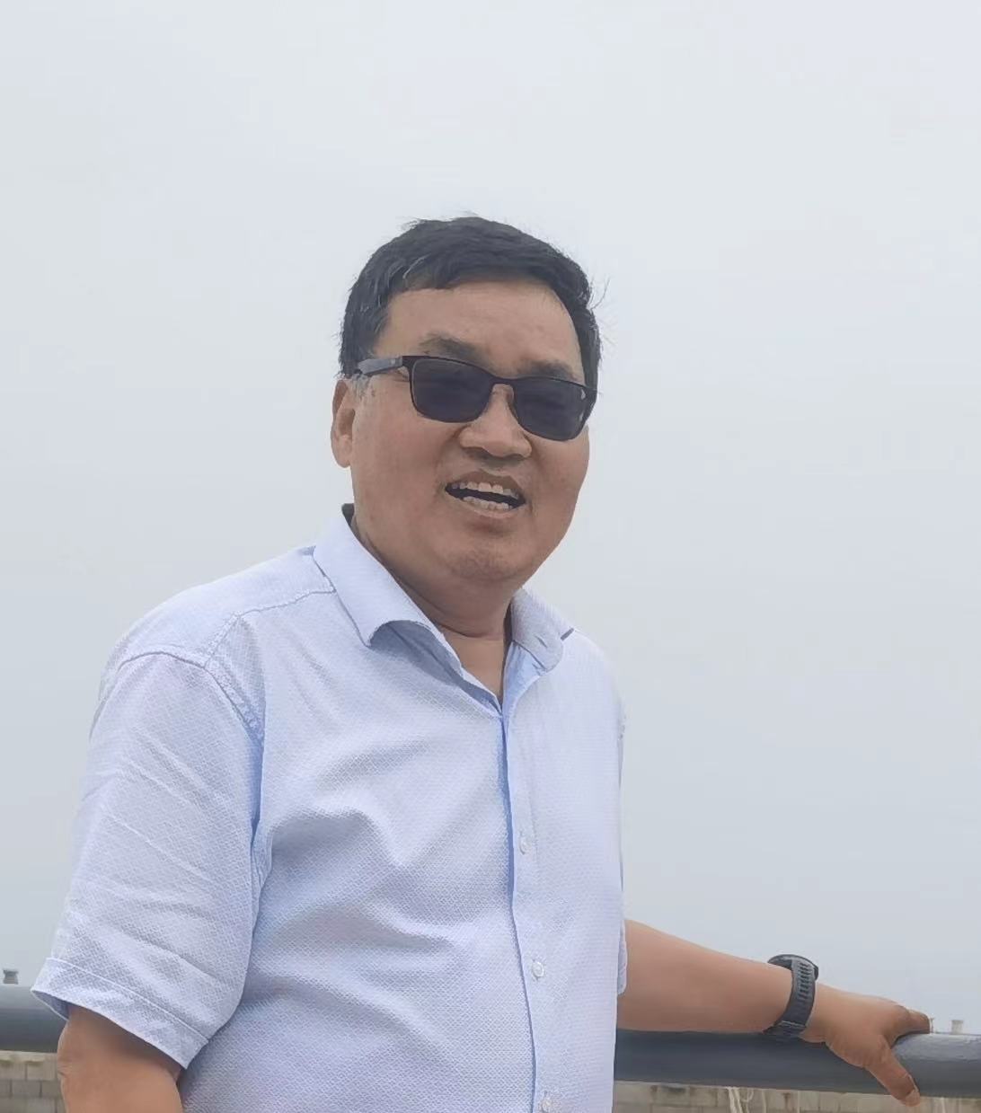 bat365正版唯一官网创新论坛第一千四百五十一讲：The family of skew-normal distributions:  properties, applications, and recent development